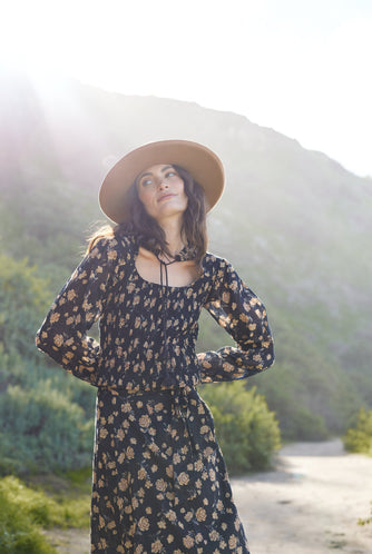 Top 10 Bohemian Fashion Trends for 2025
