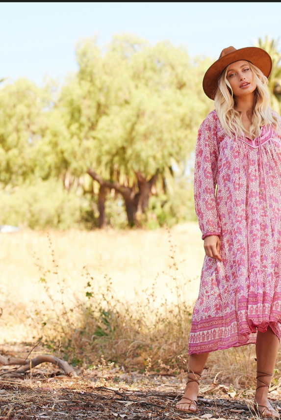 The Allure of Printed bohemian dresses: Embrace the Spirit of Wanderlust