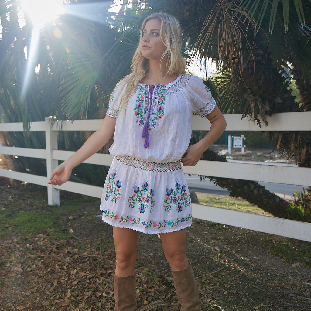 Everly Embroidered Short Dress Off Shoulder Natural/ Multicolor