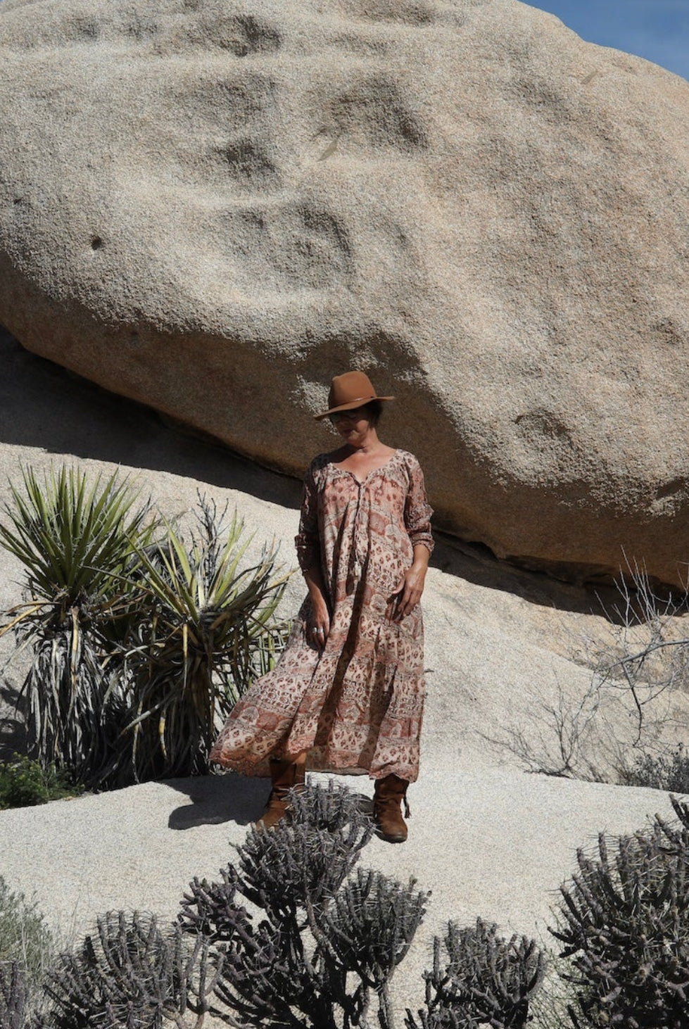 Ella Printed Maxi Dress Long Sleeves With Side Pockets Beige
