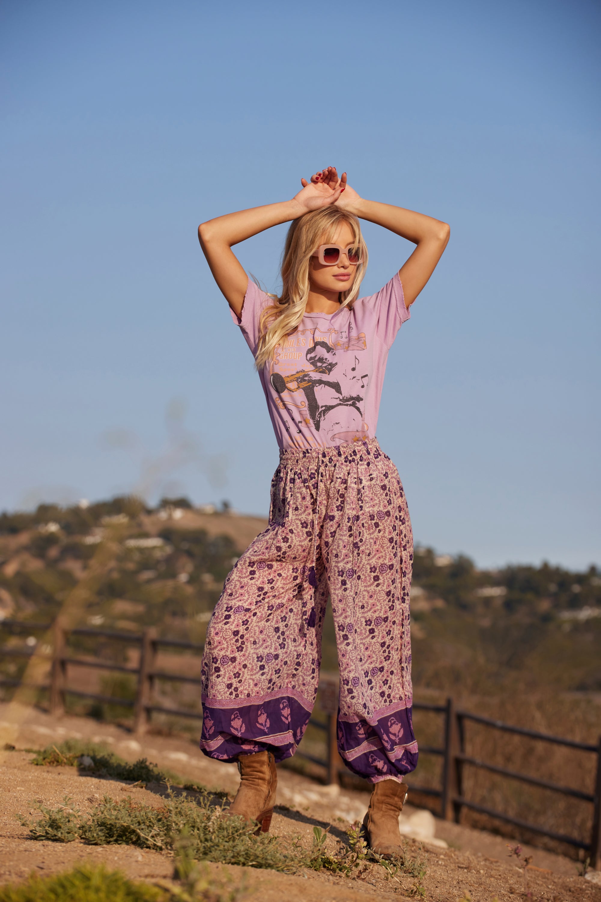 Boho Bliss: Effortless Ways to Style Your Bohemian Pants  Blue Boheme
