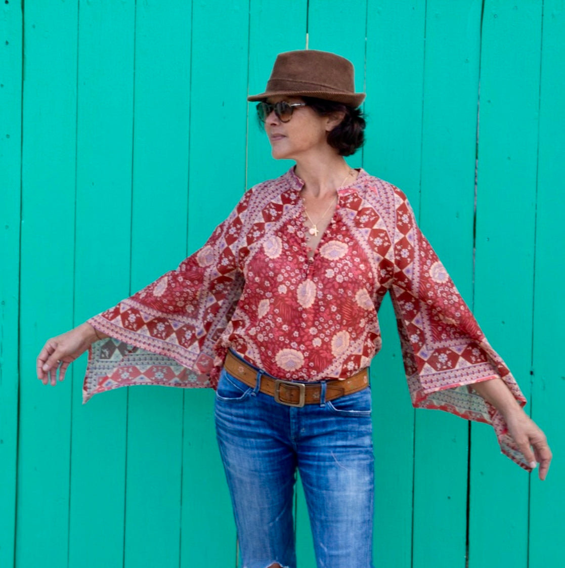 Tops – Blue Boheme