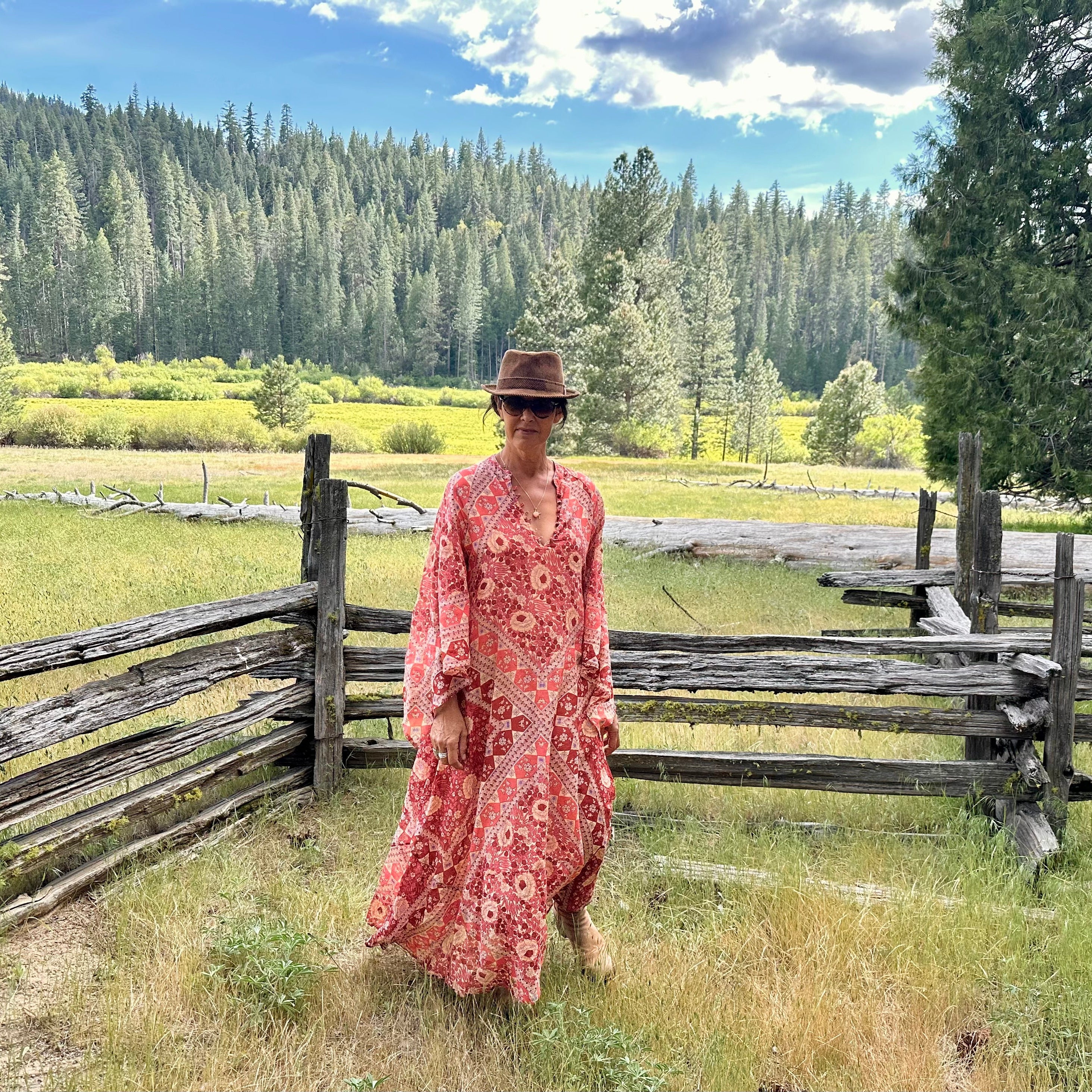Audrey Printed Maxi Dress Butterfly Sleeves Red